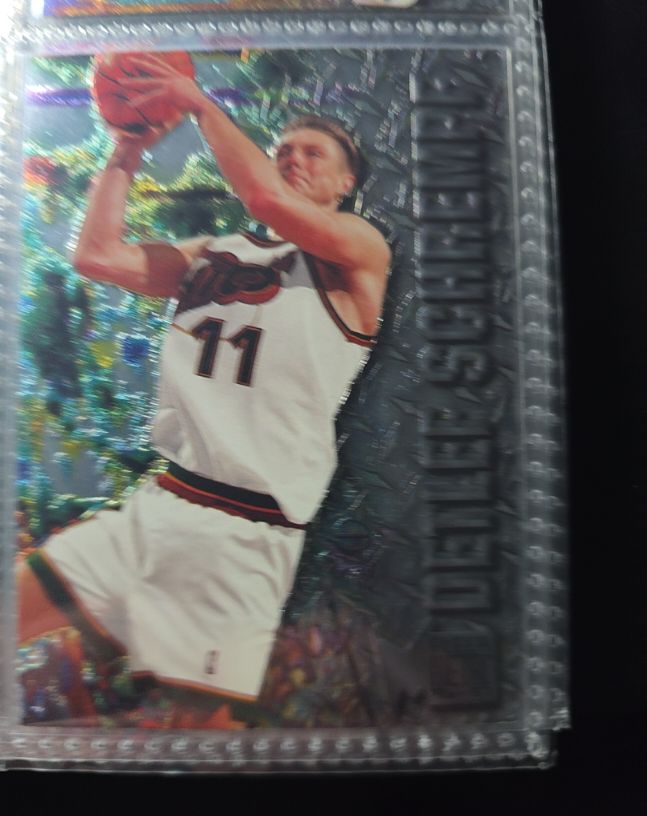 1996-97 Fleer Metal #96 Detlef Schrempf — front