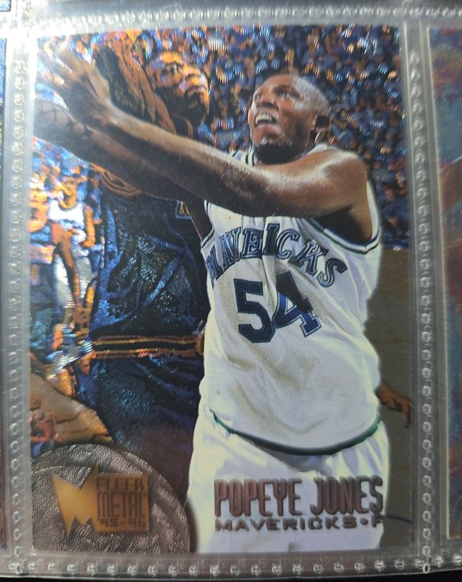 1995-96 Fleer Metal #21 Popeye Jones Dallas Mavericks — front