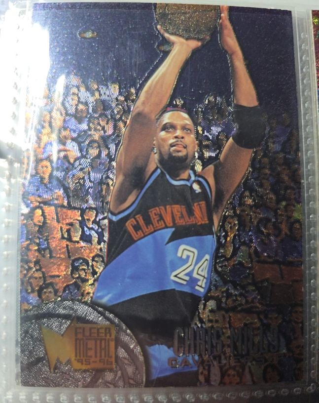 1995-96 Fleer Metal #137 Chris Mills — front