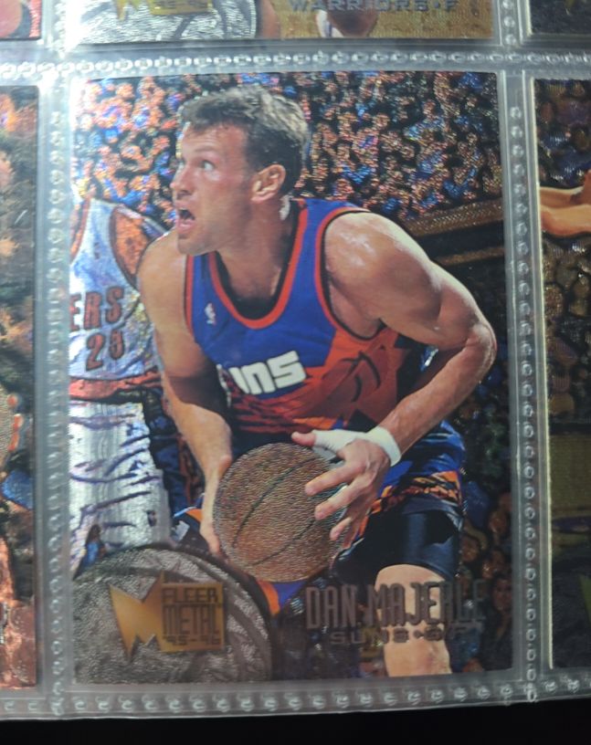 1995-96 Fleer Metal #86 Dan Majerle — front