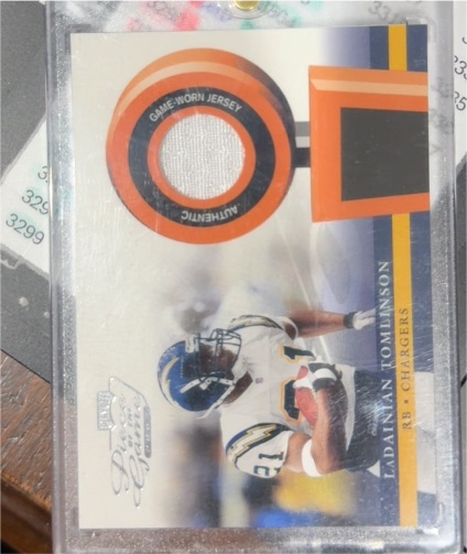 2002 Playoff Piece Of The Game #POG-36 LaDainian Tomlinson — front