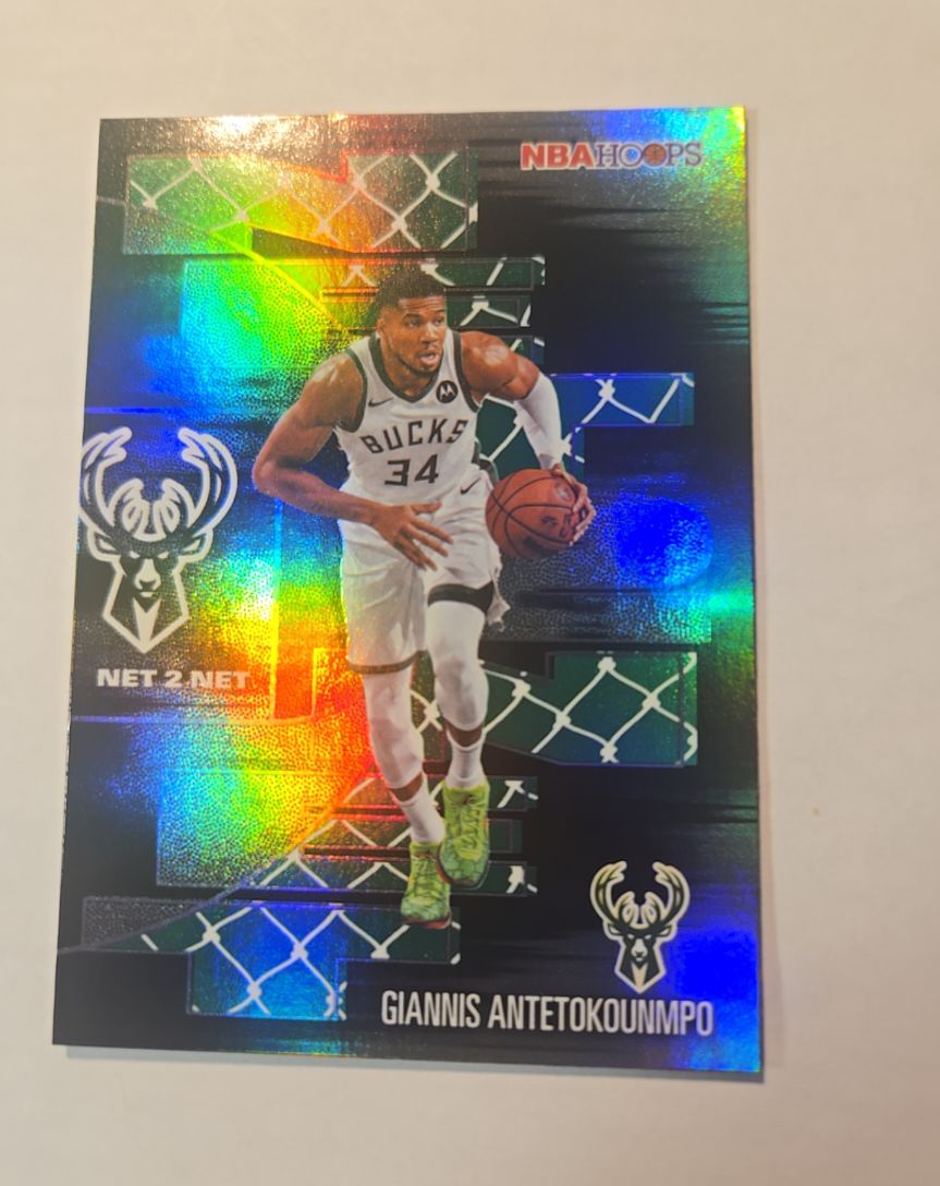 2025-26 Topps NBA Hoops #NTN-2 Giannis Antetokounmpo Net 2 Net — front