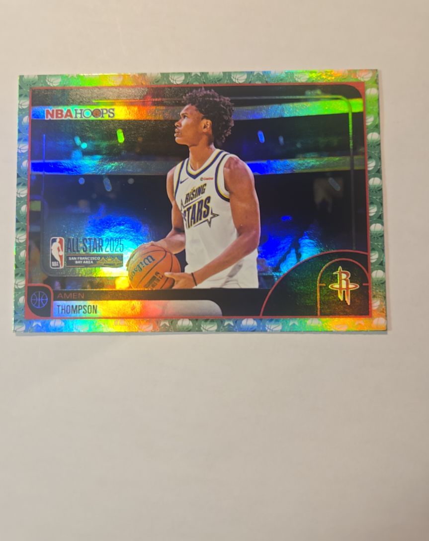 2025 Topps NBA Hoops #300 Amen Thompson — front
