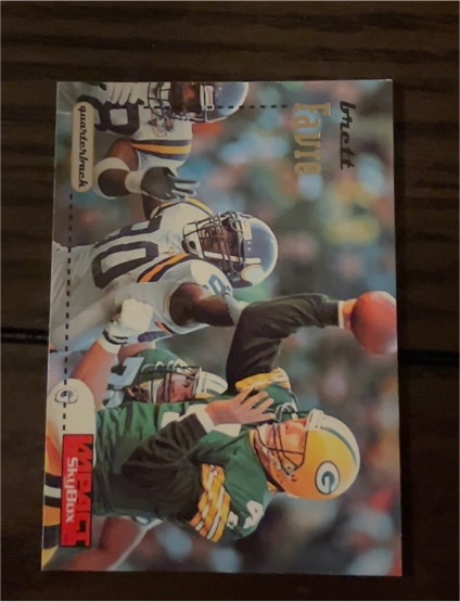 1996 Skybox Impact #52 Brett Favre — front