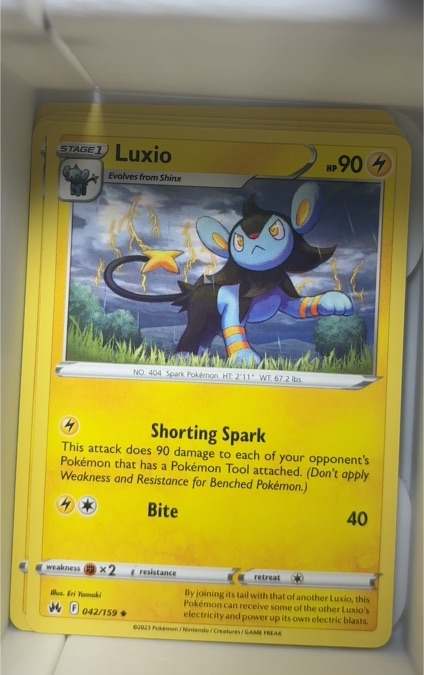2023 Pokémon #042 Luxio — front