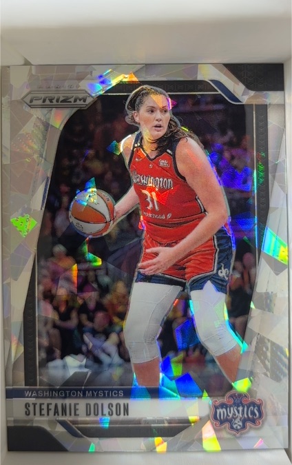 2024 Panini Prizm WNBA #34 Stefanie Dolson — front