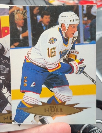 1995-96 Fleer Ultra #139 Brett Hull — front
