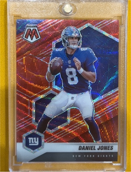 2021 Panini Mosaic #149 Daniel Jones — front
