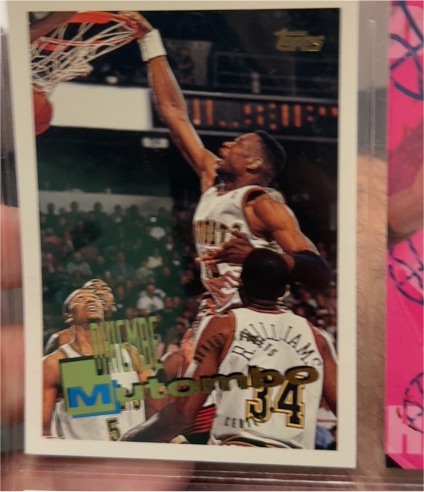 1995-96 Topps #190 Dikembe Mutombo — front
