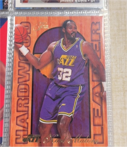 1995-96 Fleer Flair Hardwood Leader #26 Karl Malone — front