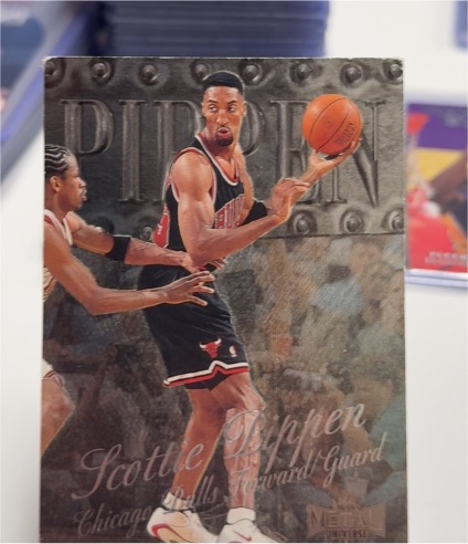 1998-99 Fleer Metal Universe #24 Scottie Pippen — front