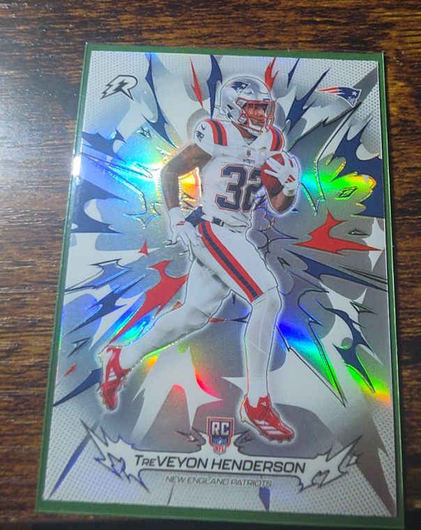 2025 Topps Resurgence #159 TreVeyon Henderson — front