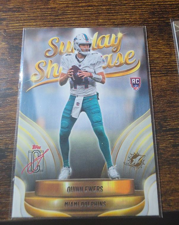 2025 Topps Signature Class #SS-4 Quinn Ewers — front