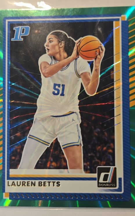 2025-26 Panini Donruss #118 Lauren Betts — front