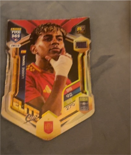 2026 Panini FIFA 365 Adrenalyn XL Elite Cuts #279 Lamine Yamal — front