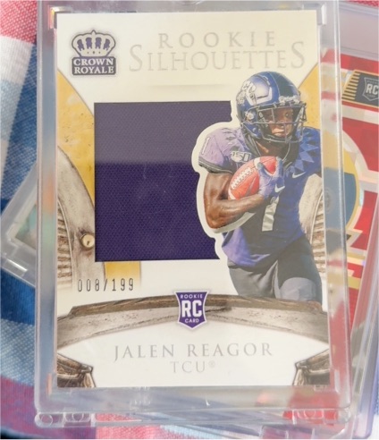 2020 Panini Chronicles Crown Royale Rookie Silhouettes #008 Jalen Reagor — front