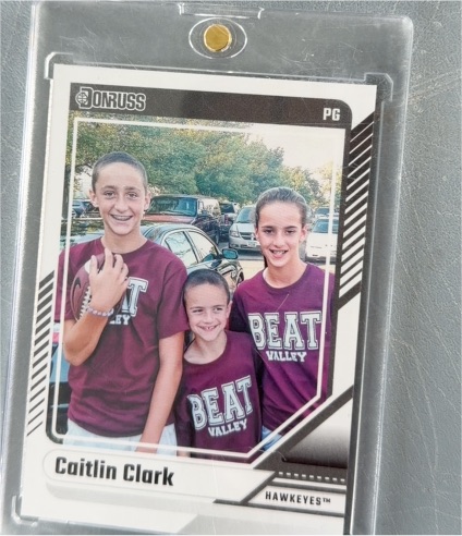 2024 Panini Donruss #16 Caitlin Clark — front
