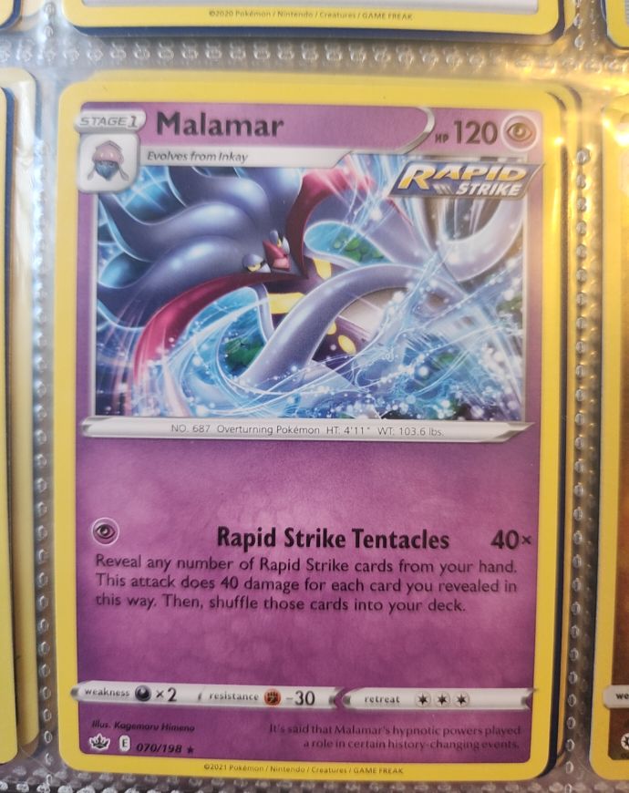 2021 Pokemon Chilling Reign #070 Malamar — front