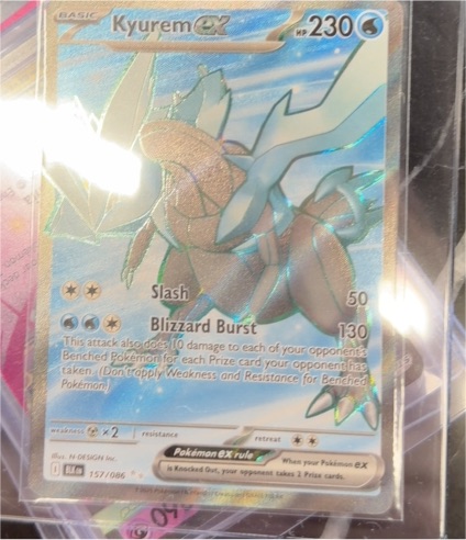 2011 Pokémon Black & White #157 Kyurem ex — front