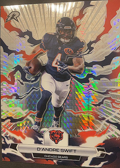 2025 Topps Resurgence #17 D'Andre Swift — front
