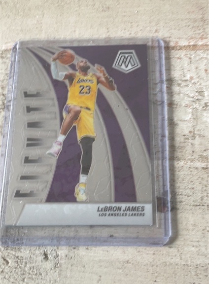 2023-24 Panini Mosaic #23 LeBron James Elevate — front