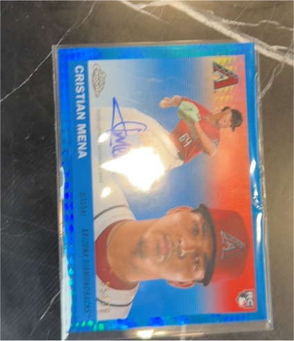2025 Topps Chrome Platinum #371 Cristian Mena Blue Prism Refractor — front