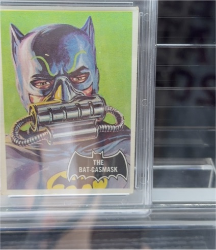 1966 Topps Batman #43 The Bat-Gasmask — front