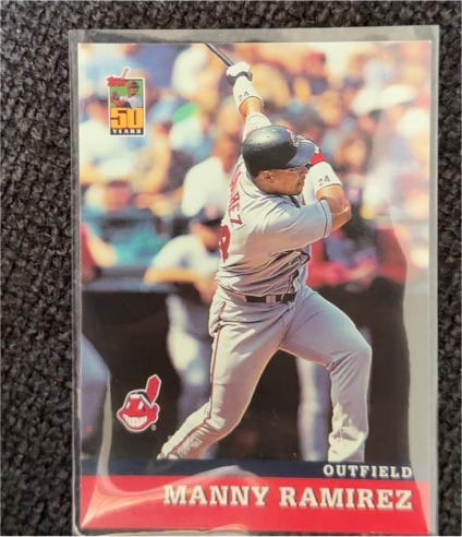 2001 Topps Post Cereal #7 Manny Ramirez — front