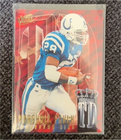 1995 Fleer Ultra #1 Marshall Faulk Touchdown Kings — front