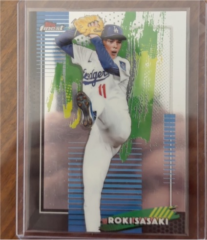 2026 Topps Finest #11 Roki Sasaki — front