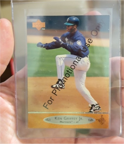 1996 Upper Deck #100 Ken Griffey Jr. — front