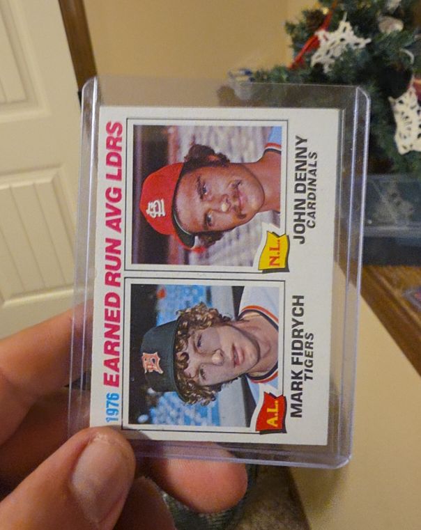 1977 Topps #7 Mark Fidrych John Denny Earned Run Avg Leaders — front