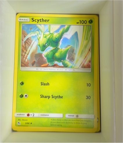 2019 Pokémon TCG Hidden Fates #5 Scyther — front