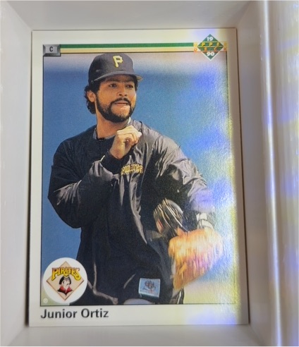 1990 Upper Deck #389 Junior Ortiz — front