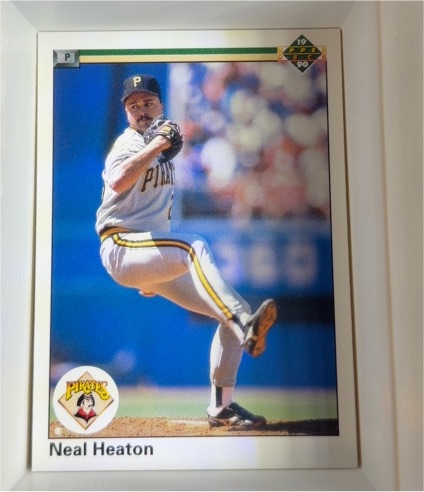 1990 Upper Deck #86 Neal Heaton — front