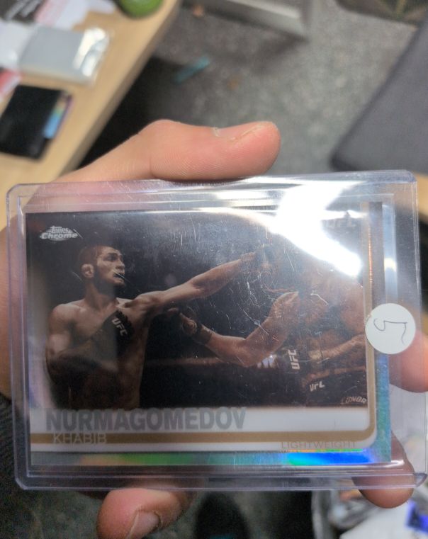 2019 Topps Chrome UFC #25 Khabib Nurmagomedov — front