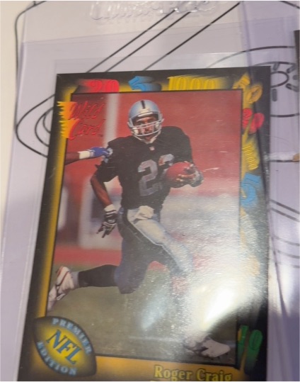 1991 Wild Card #35 Roger Craig — front