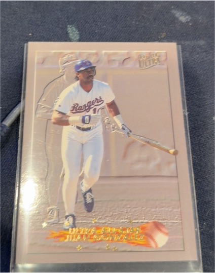 1993 Fleer Ultra #16 Juan Gonzalez — front