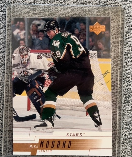 2000-01 Upper Deck #55 Mike Modano — front