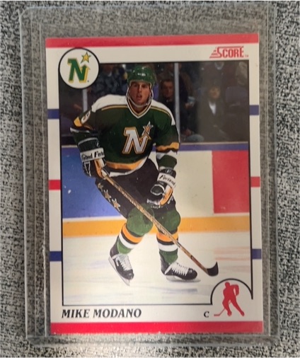 1990 Score #120 Mike Modano — front