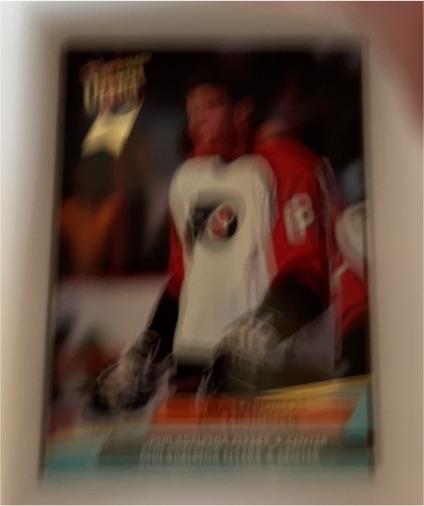 1997 Pacific #18 Eric Lindros — front