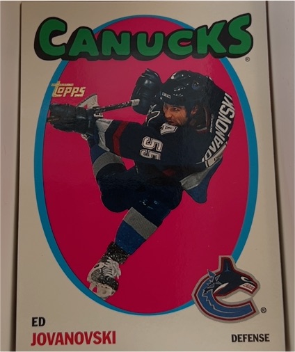 2001 Topps #40 Ed Jovanovski Vancouver Canucks — front