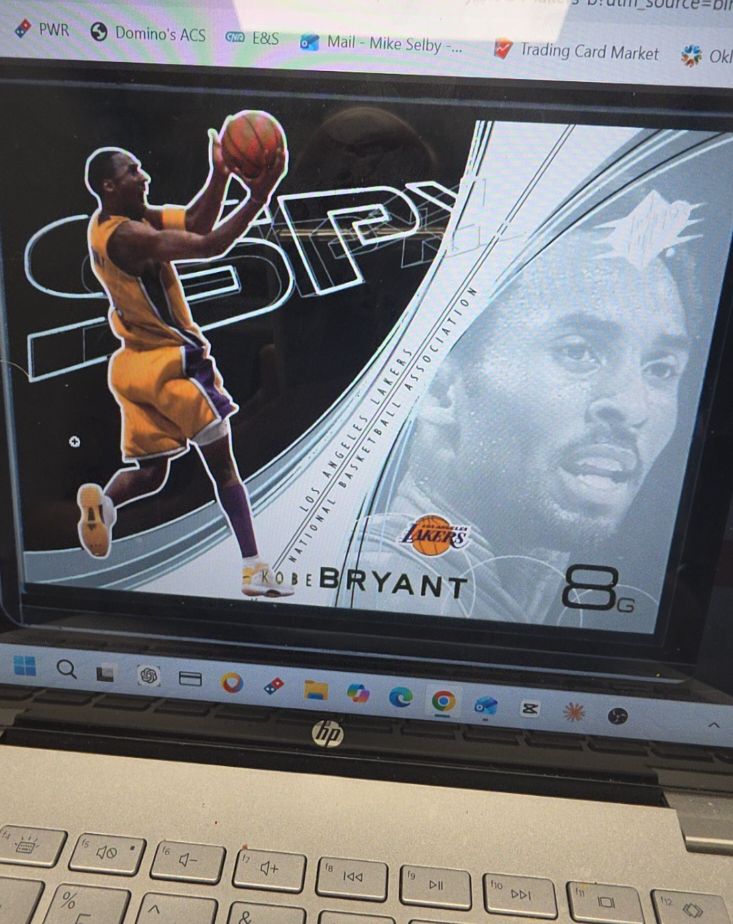 2003 SPx #8 Kobe Bryant — front