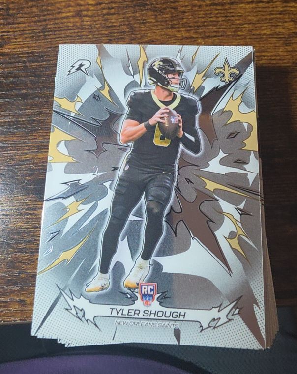 2025 Topps Resurgence #163 Tyler Shough — front