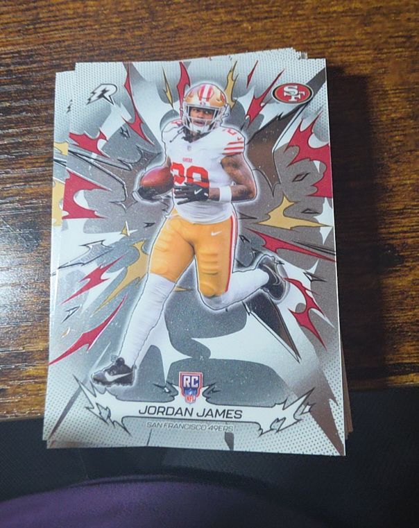 2025 Topps Resurgence #185 Jordan James — front