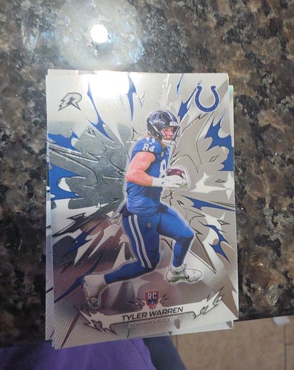 2026 Topps #140 Tyler Warren — front