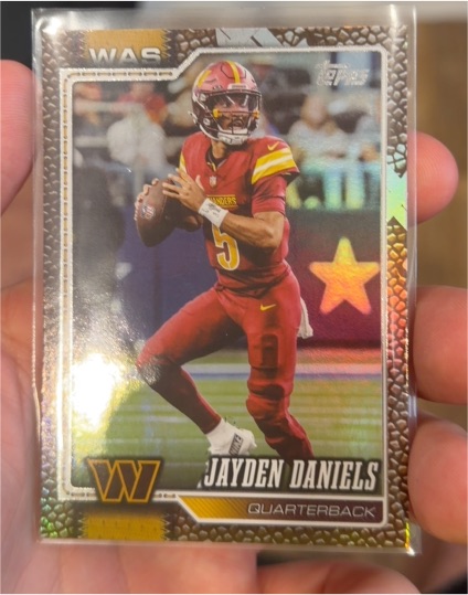 2026 Topps #196 Jayden Daniels — front