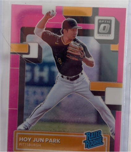 2022 Donruss Optic #93 Hoy Jun Park Pink Prizm — front