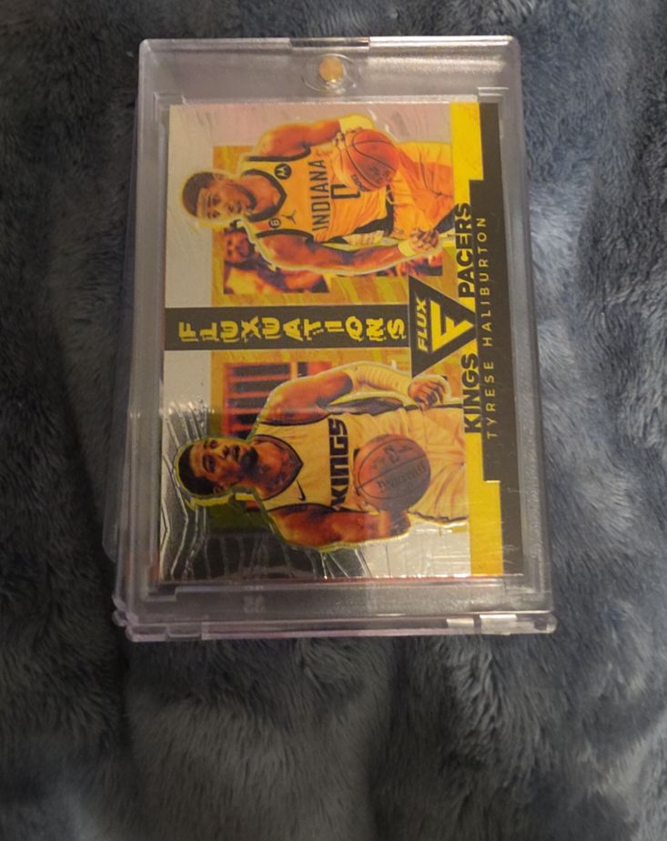 2022-23 Panini Flux Fluxuations #6 Tyrese Haliburton — front