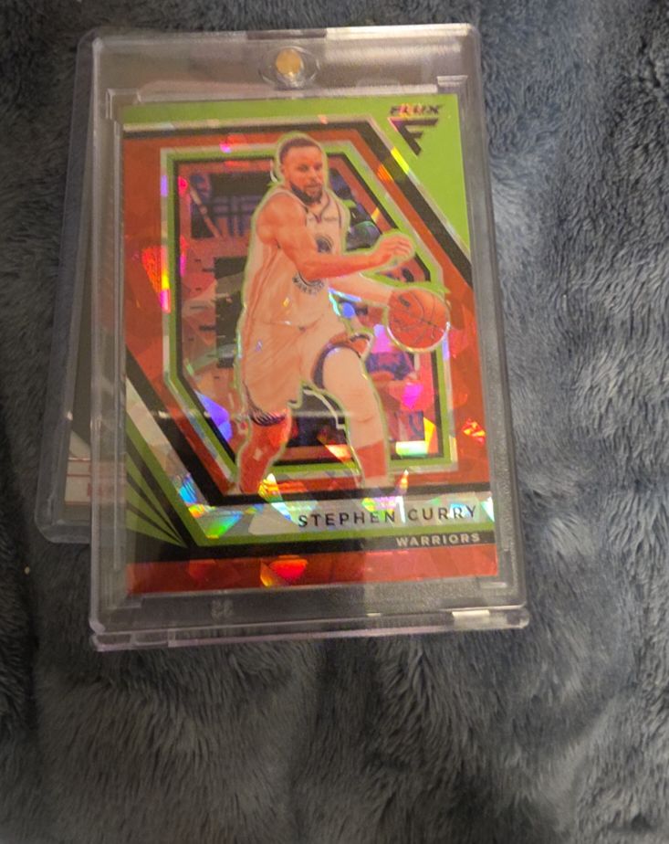 2022-23 Panini Flux #147 Stephen Curry — front